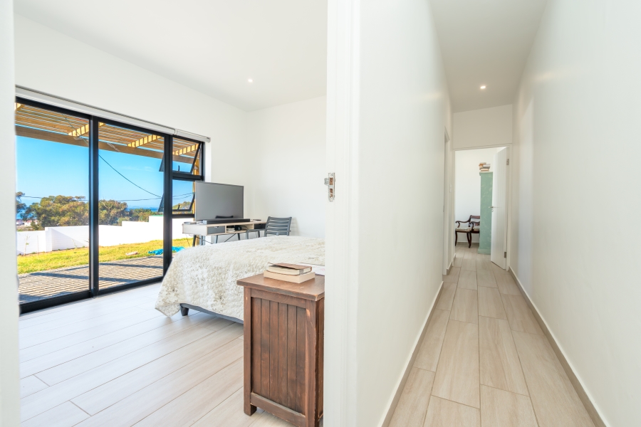 4 Bedroom Property for Sale in Britannica Heights Western Cape